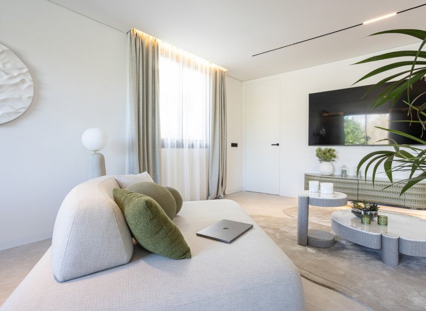 Resale - Villa - Marbella - Nueva Andalucía