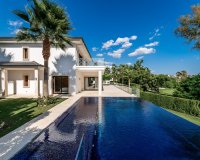 Resale - Villa - Marbella - Nueva Andalucía