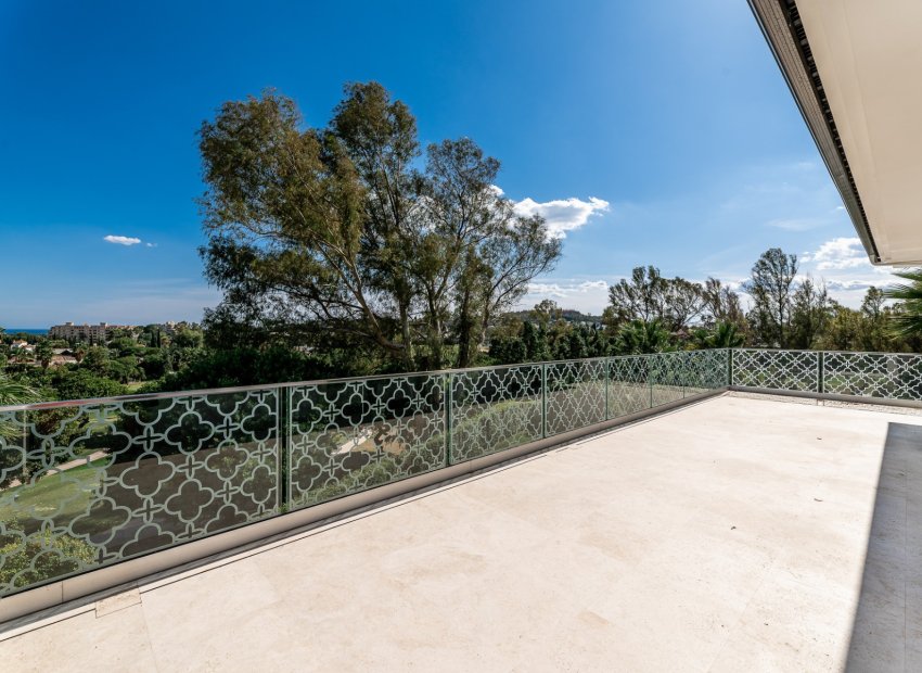 Resale - Villa - Marbella - Nueva Andalucía