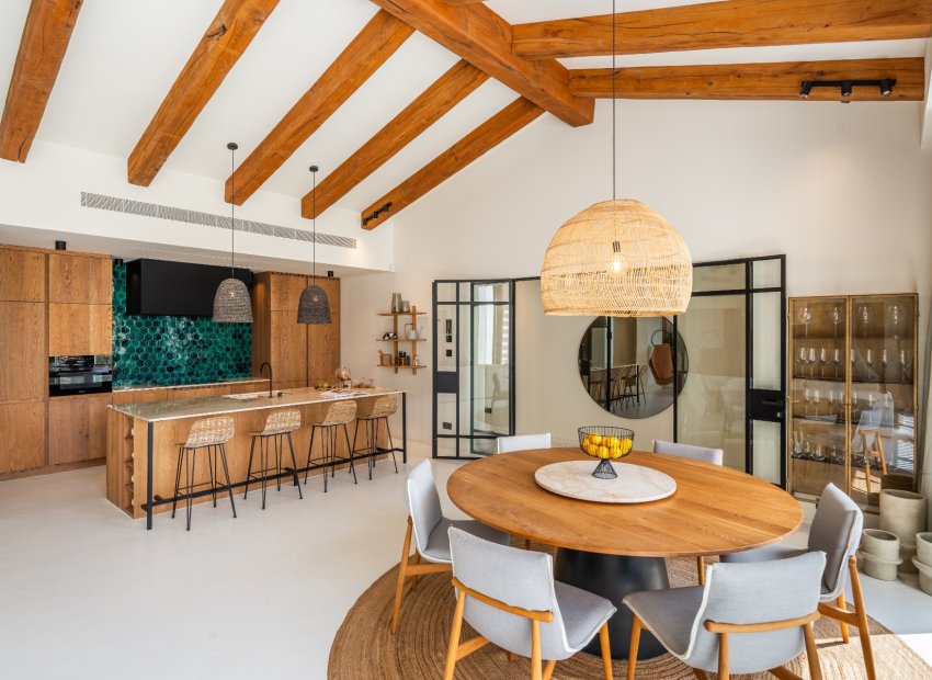 Resale - Villa - Marbella - Nueva Andalucía