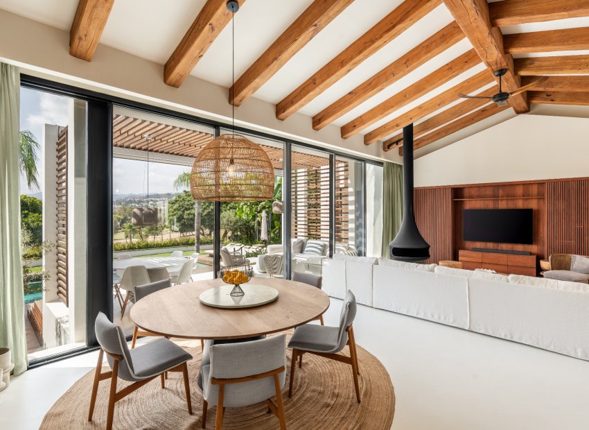 Resale - Villa - Marbella - Nueva Andalucía