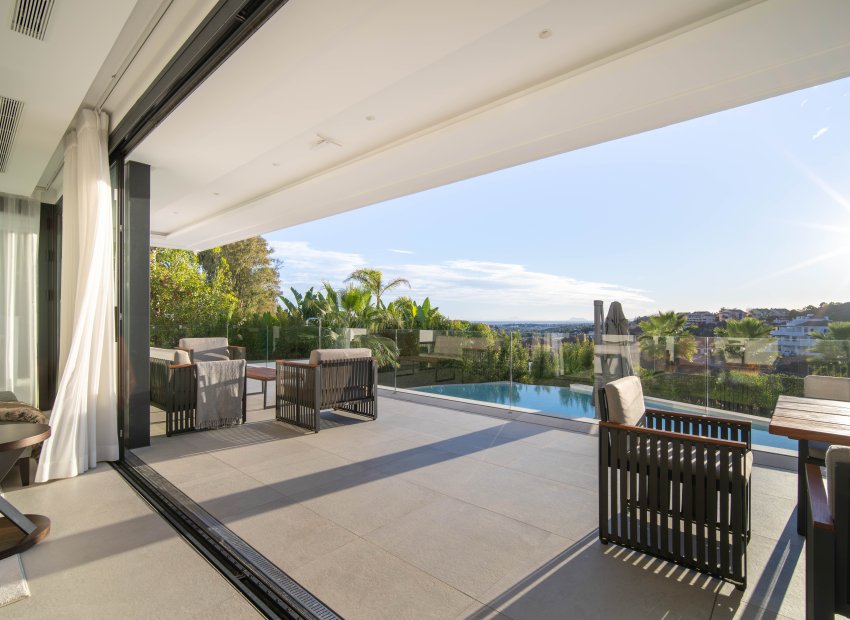 Resale - Villa - Marbella - Nueva Andalucía