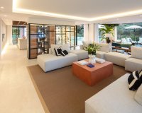 Resale - Villa - Marbella - Nueva Andalucía