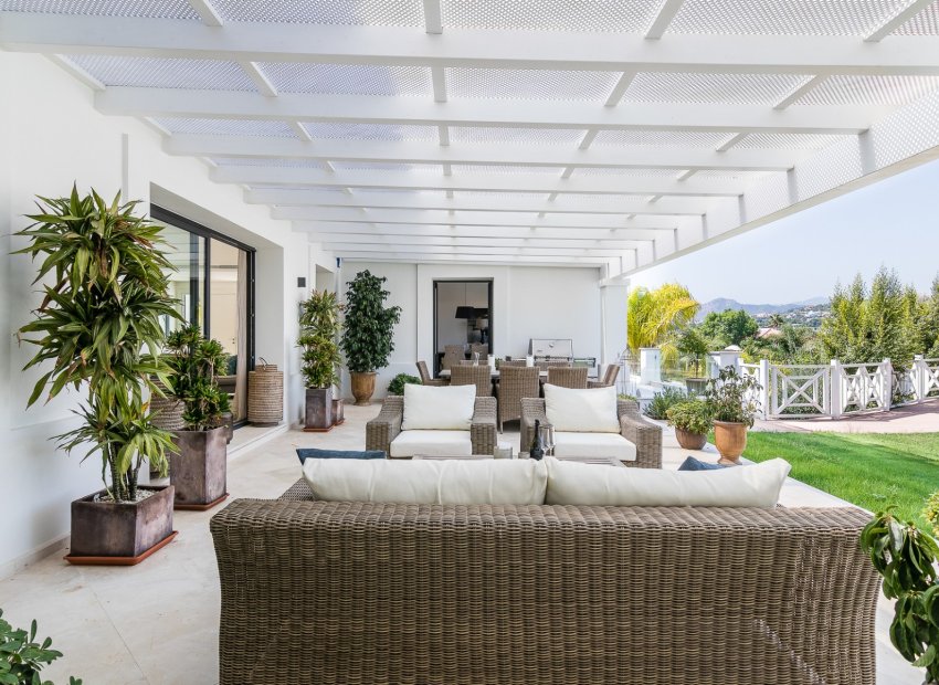 Resale - Villa - Marbella - Nueva Andalucía