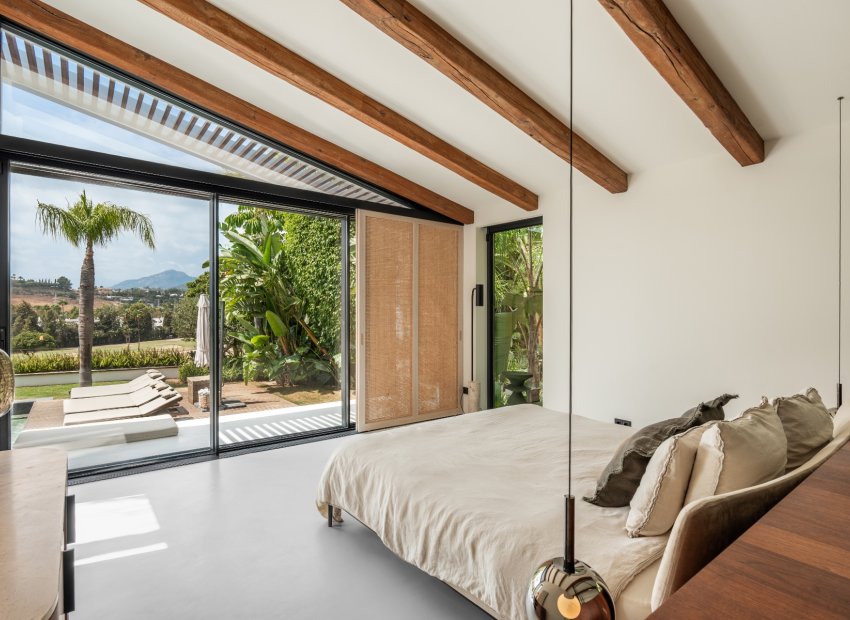 Resale - Villa - Marbella - Nueva Andalucía