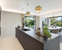 Resale - Villa - Marbella - Nueva Andalucía