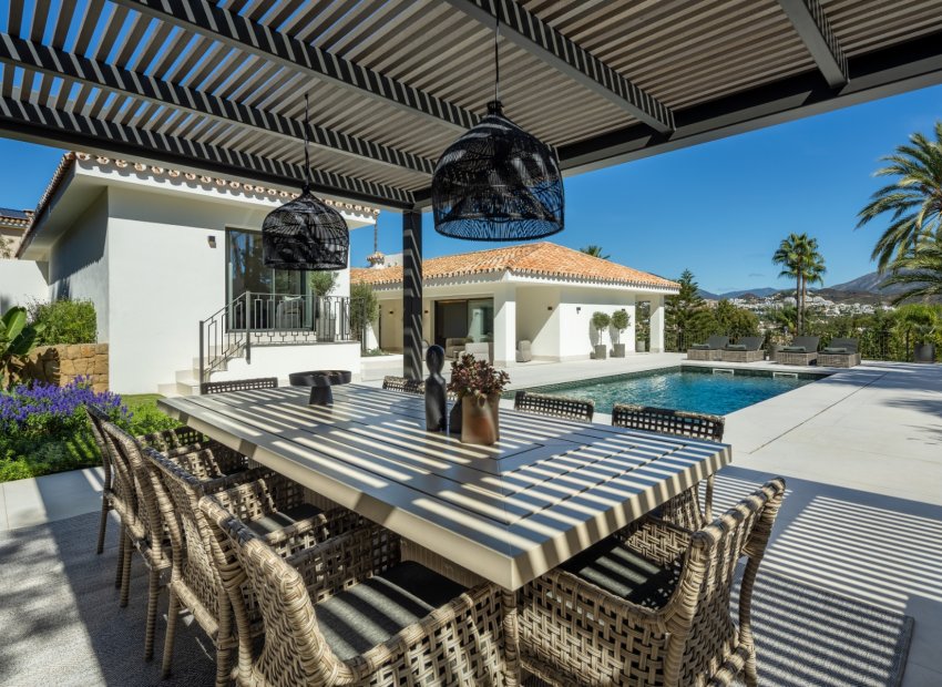 Resale - Villa - Marbella - Nueva Andalucía