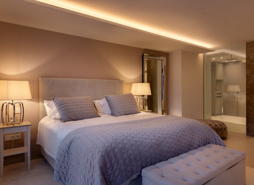 Resale - Villa - Marbella - Nueva Andalucía