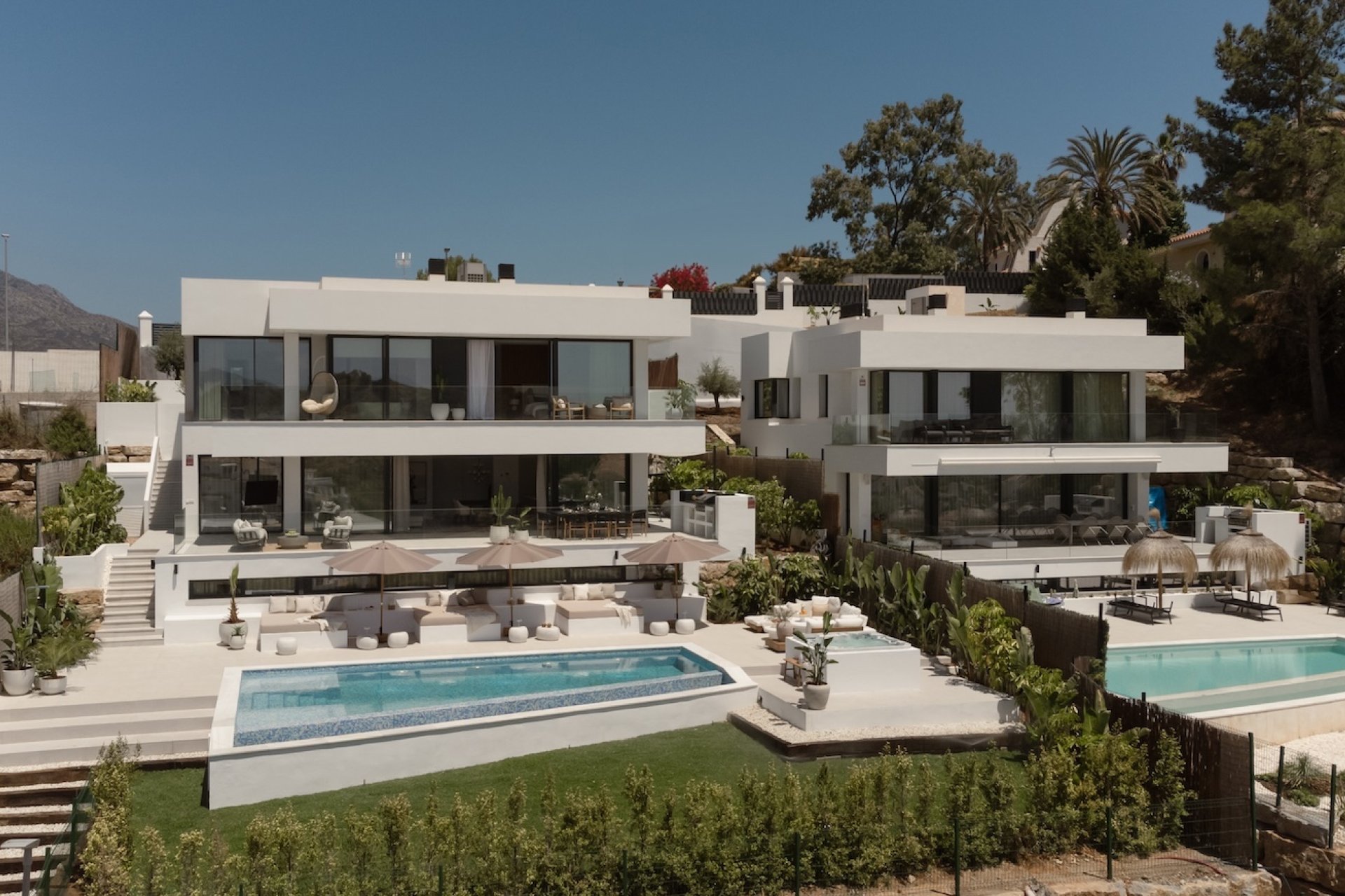 Resale - Villa - Marbella - Nueva Andalucía