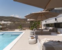 Resale - Villa - Marbella - Nueva Andalucía
