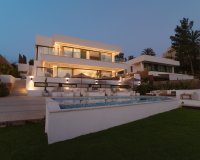 Resale - Villa - Marbella - Nueva Andalucía