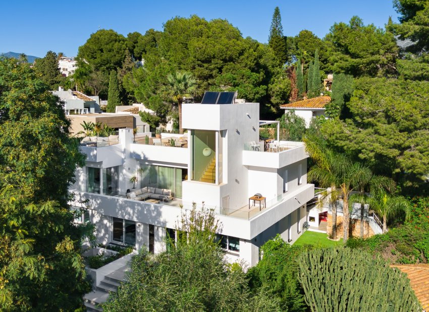 Resale - Villa - Marbella - Nueva Andalucía