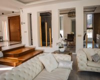 Resale - Villa - Marbella - Nueva Andalucía