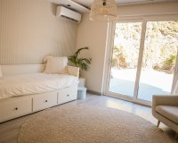 Resale - Villa - Marbella - Nueva Andalucía