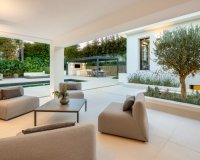 Resale - Villa - Marbella - Nueva Andalucía