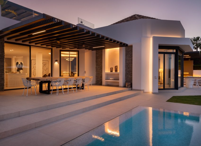 Resale - Villa - Marbella - Nueva Andalucía