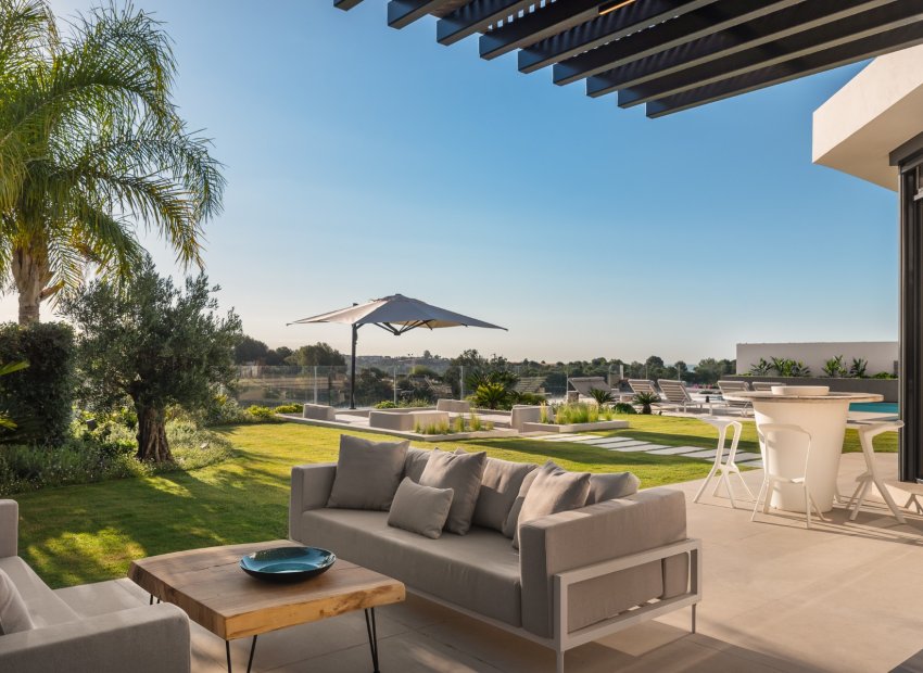 Resale - Villa - Marbella - Nueva Andalucía