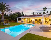 Resale - Villa - Marbella - Nueva Andalucía