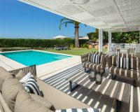 Resale - Villa - Marbella - Nueva Andalucía