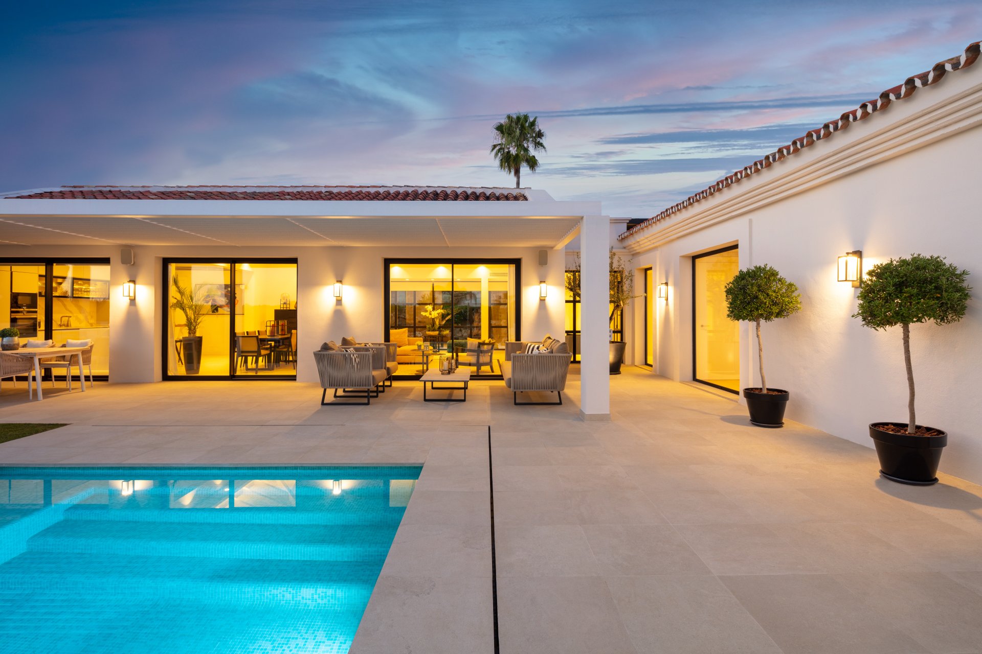 Resale - Villa - Marbella - Nueva Andalucía