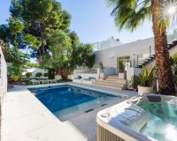 Resale - Villa - Marbella - Nueva Andalucía