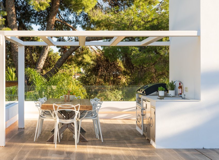 Resale - Villa - Marbella - Nueva Andalucía