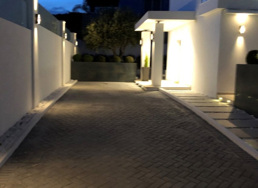 Resale - Villa - Marbella - San Pedro Alcántara