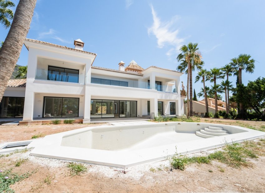 Resale - Villa - Marbella - Sierra Blanca