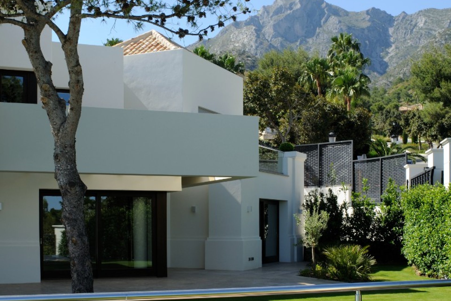 Resale - Villa - Marbella - Sierra Blanca