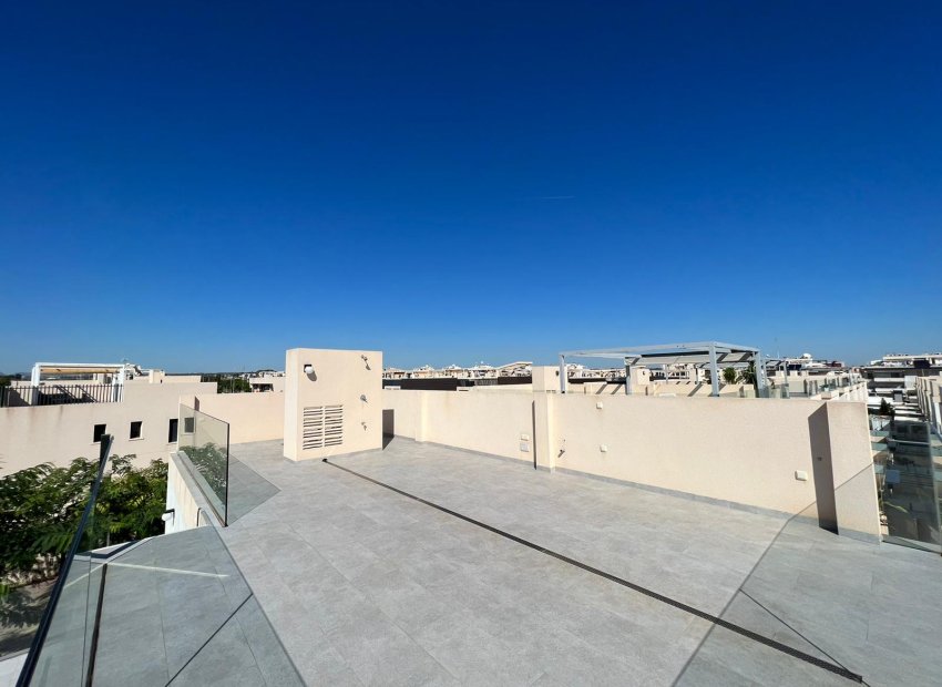 Resale - Villa - Mil Palmeras - Costa Blanca Sur