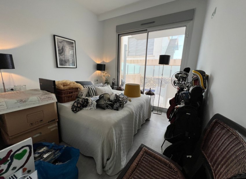 Resale - Villa - Mil Palmeras - Costa Blanca