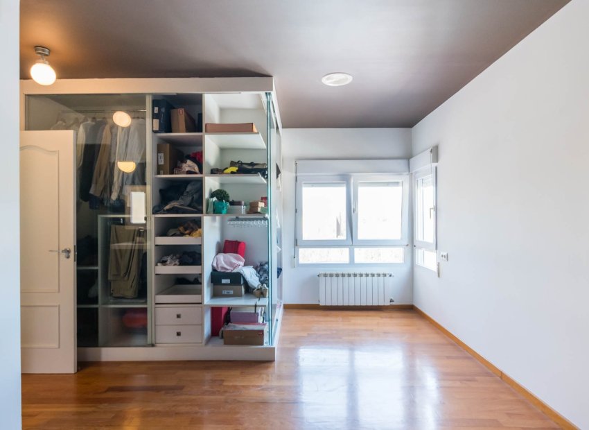 Resale - Villa - MOLINA DEL SEGURA