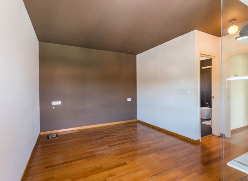 Resale - Villa - MOLINA DEL SEGURA