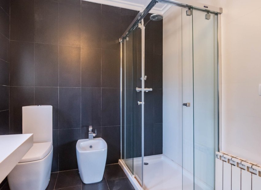 Resale - Villa - MOLINA DEL SEGURA