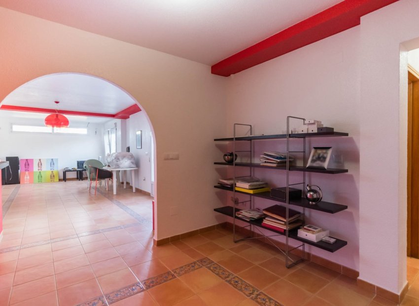 Resale - Villa - MOLINA DEL SEGURA