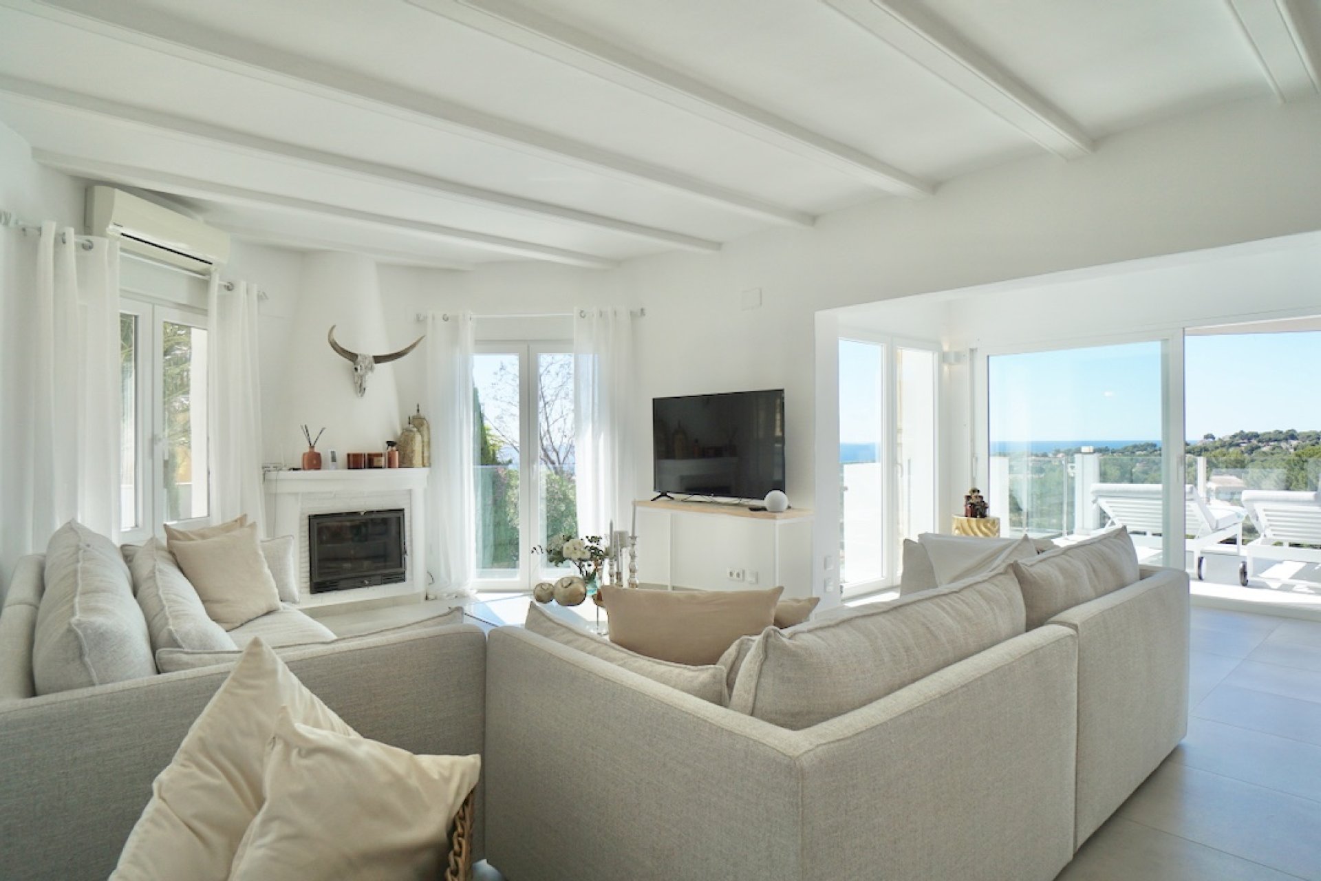 Resale - Villa - Moraira - Benimeit