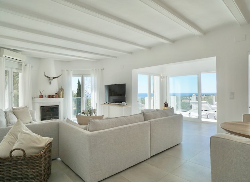 Resale - Villa - Moraira - Benimeit