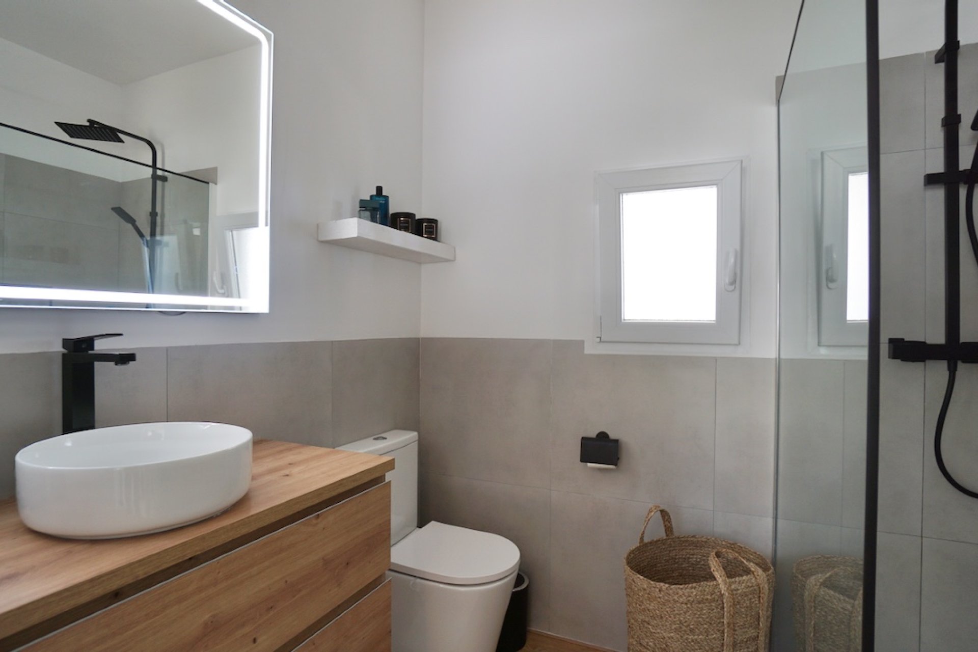 Resale - Villa - Moraira - Benimeit