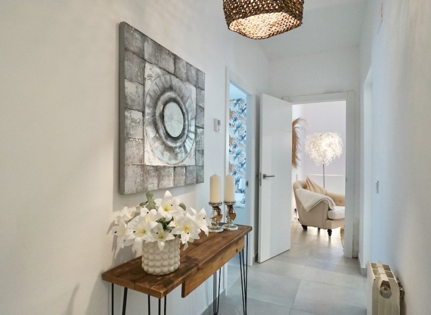 Resale - Villa - Moraira - Benimeit
