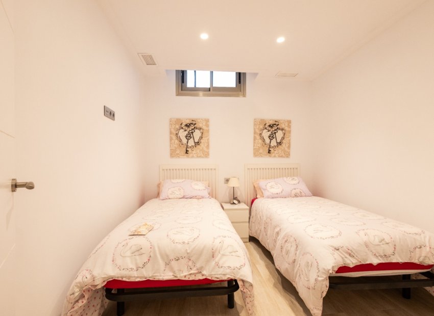 Resale - Villa - Orihuela - Costa Blanca