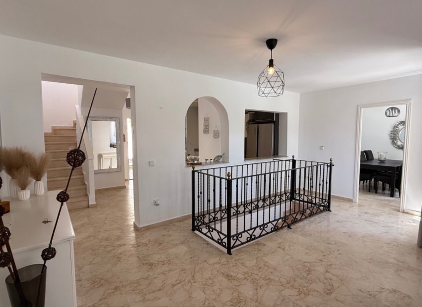 Resale - Villa - Orihuela - Costa Blanca