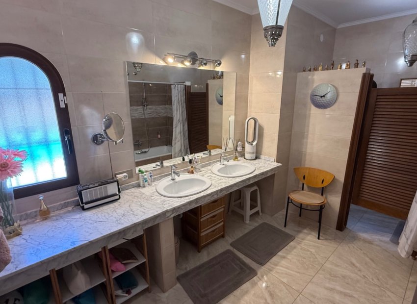 Resale - Villa - Orihuela - Costa Blanca