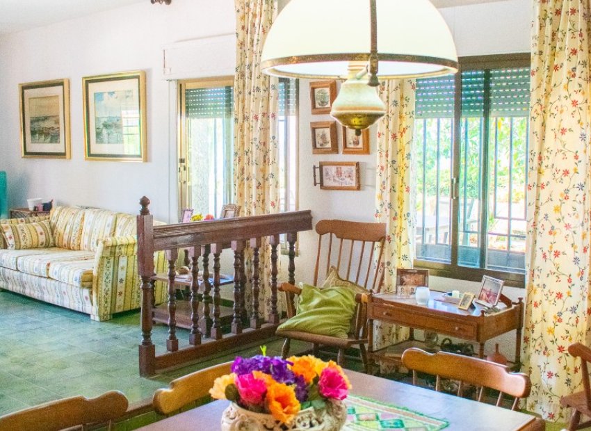 Resale - Villa - Orihuela Costa - Cabo Roig