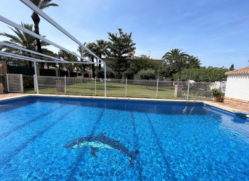 Resale - Villa - Orihuela Costa - Cabo Roig