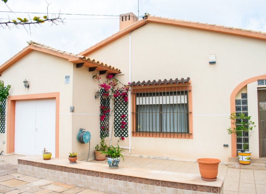 Resale - Villa - Orihuela Costa - Cabo Roig