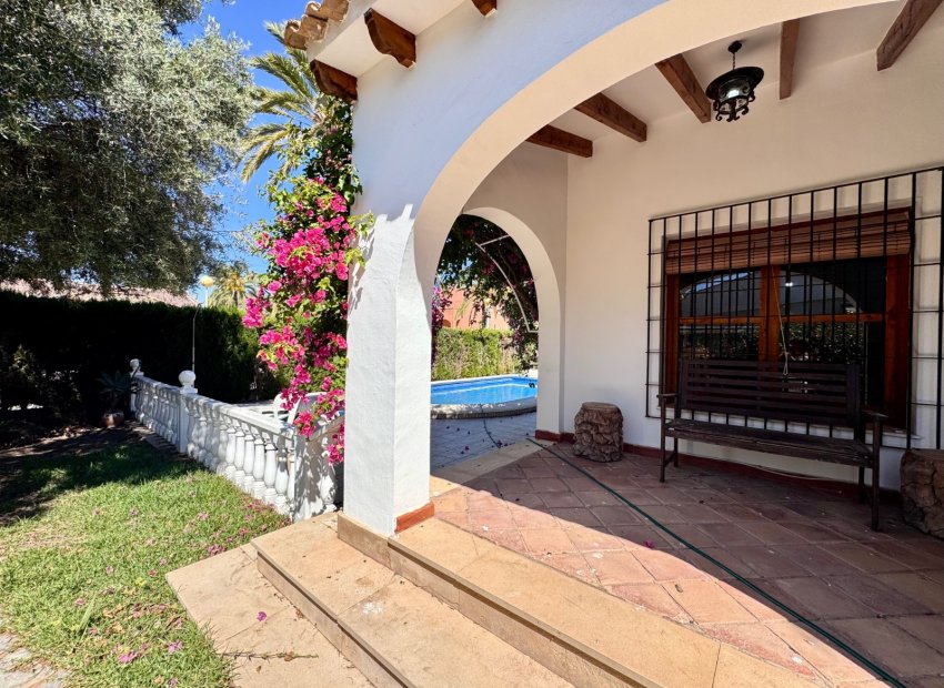 Resale - Villa - Orihuela Costa - Cabo Roig