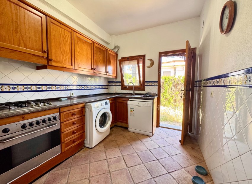 Resale - Villa - Orihuela Costa - Cabo Roig