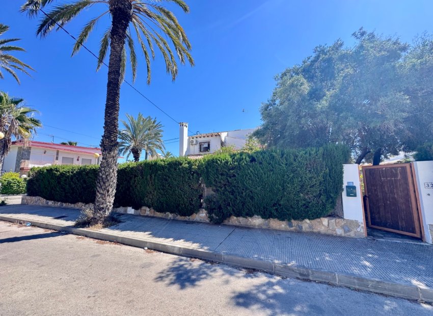 Resale - Villa - Orihuela Costa - Cabo Roig