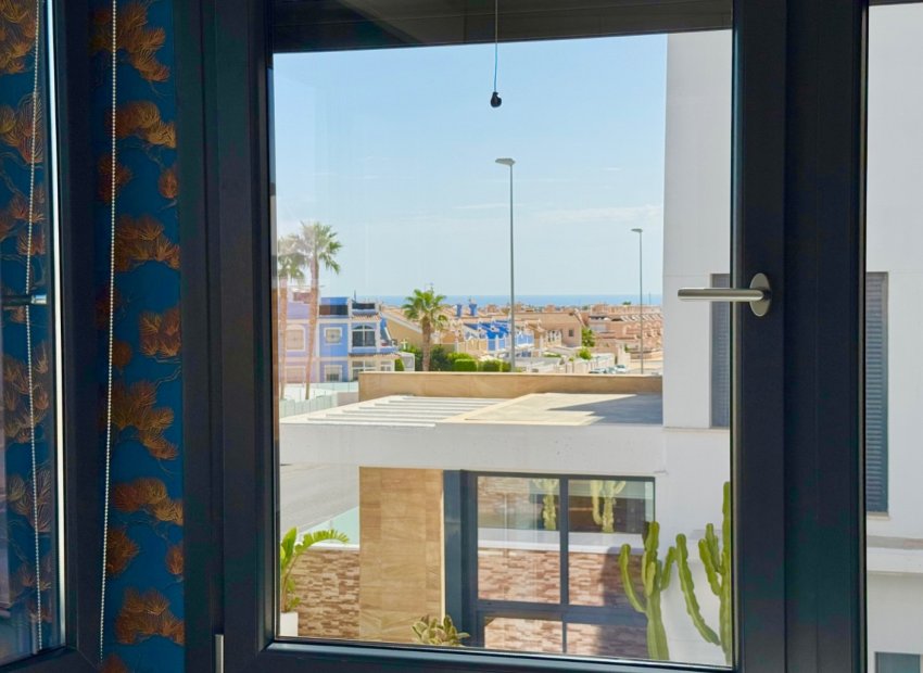 Resale - Villa - Orihuela Costa - Cabo Roig