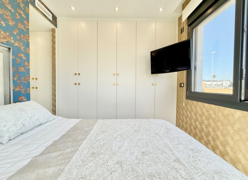 Resale - Villa - Orihuela Costa - Cabo Roig